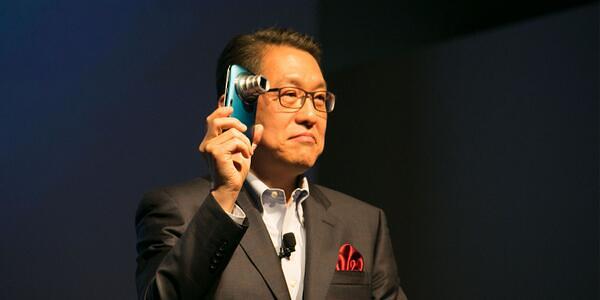 Samsung Galaxy K Zoom oficial