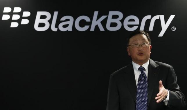 Blackberry's Chief Executive John Chen gestures during a news conference at the Mobile World Congress in Barcelona March 3, 2015. REUTERS/Gustau Nacarino