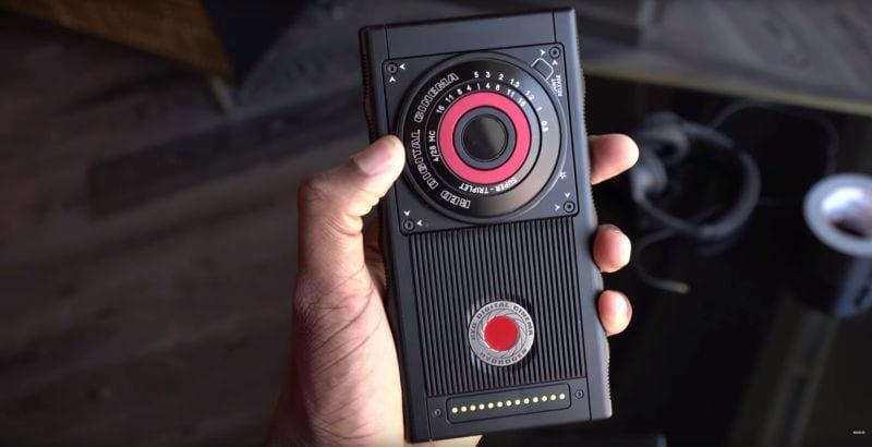 Aparece en video el RED Hydrogen, el primer smartphone con pantalla holográfica